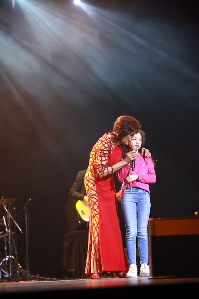 Linda de Suza au Casino Du Liban