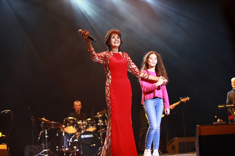 Linda de Suza au Casino Du Liban