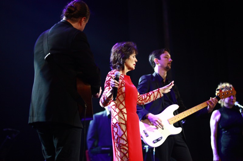 Linda de Suza au Casino Du Liban