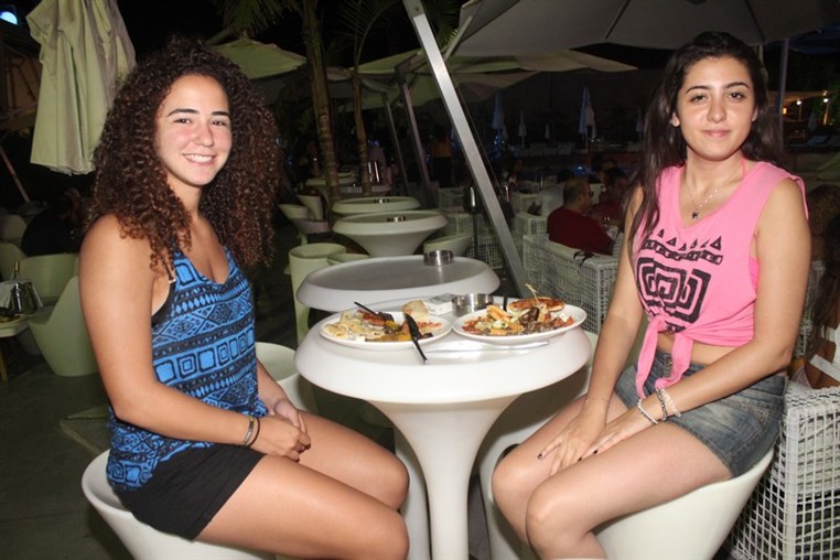 ILLUMINARE pool party