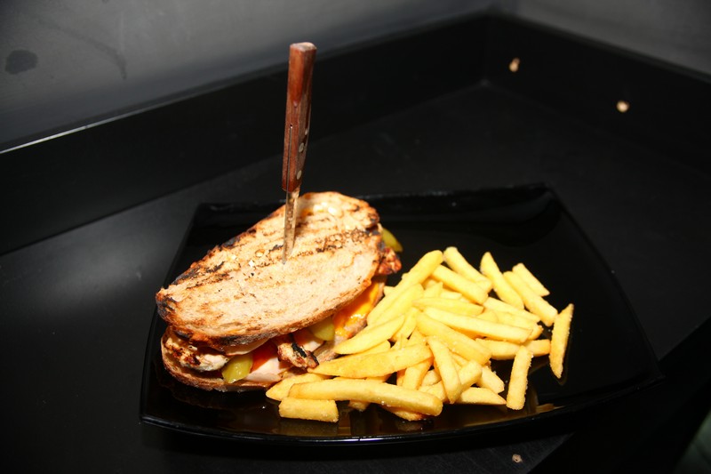 Iyam Al Lira at Bar 35