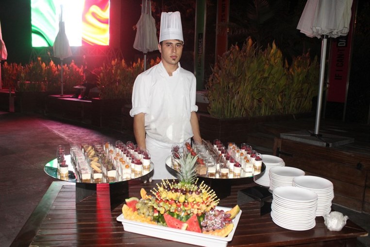 ILLUMINARE pool party