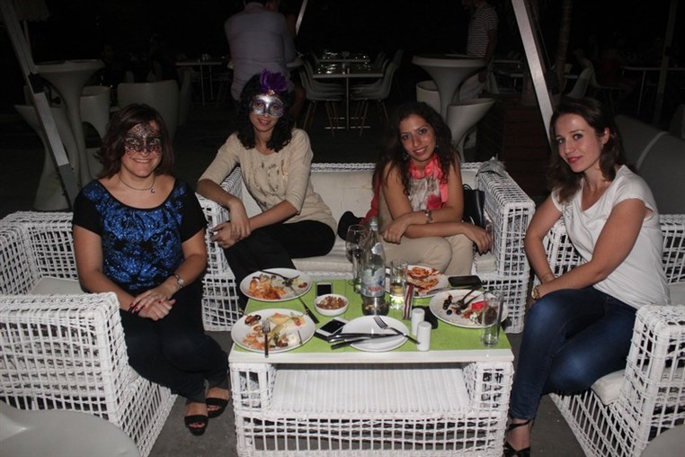 ILLUMINARE pool party