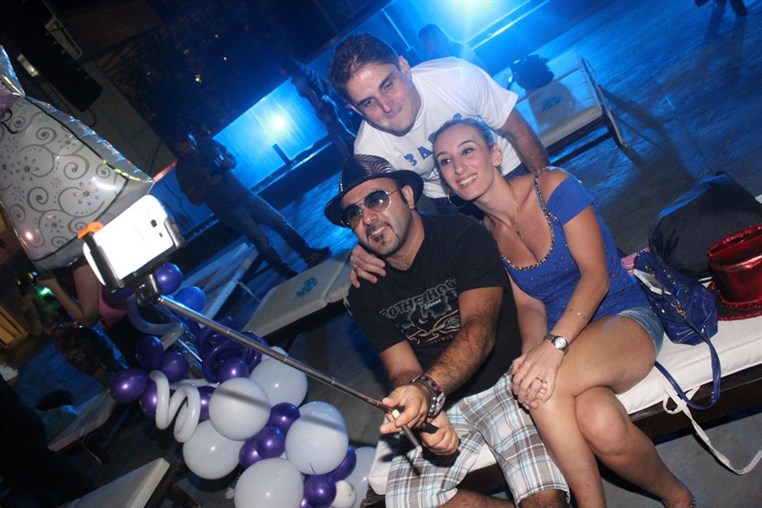 ILLUMINARE pool party