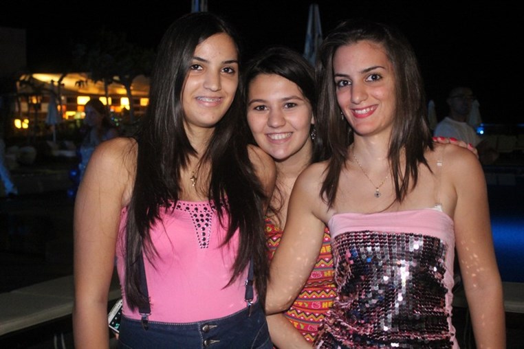 ILLUMINARE pool party