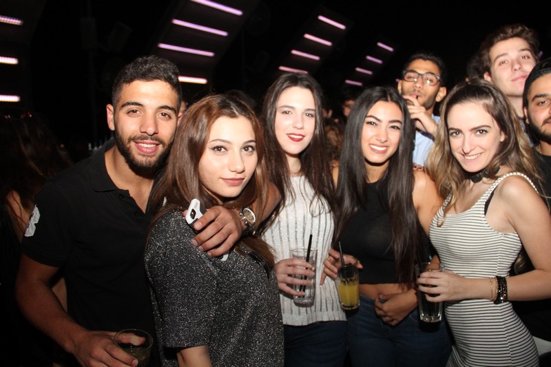 3al Lebnene at Myu On The Roof 
