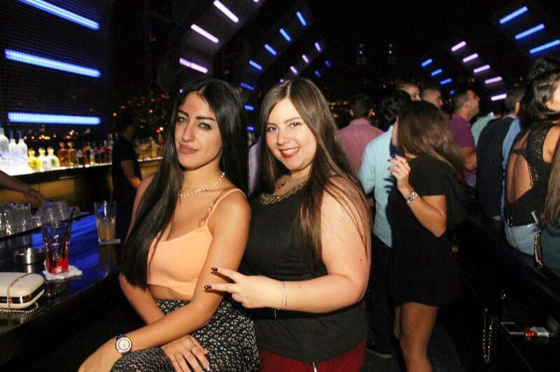 3al Lebnene at Myu On The Roof 