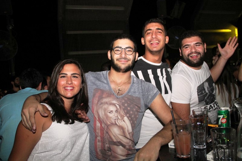 3al Lebnene at Myu On The Roof 