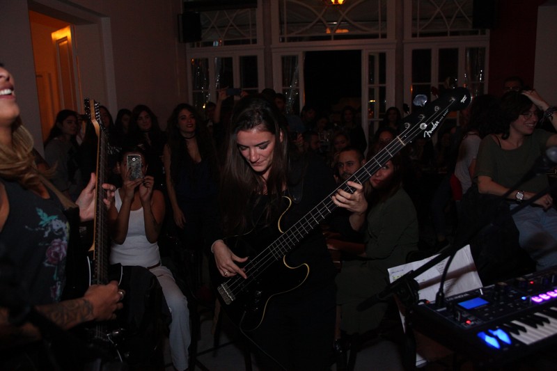 Iklil at Madame Om