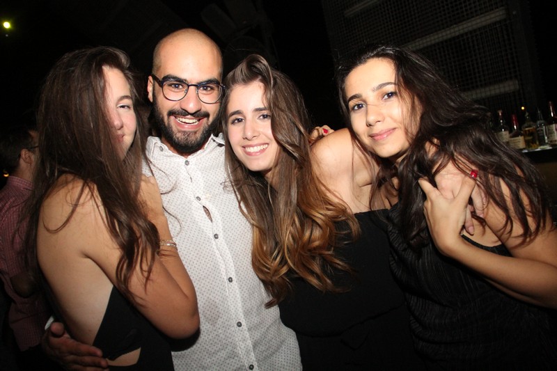 3al Lebnene at Myu On The Roof 