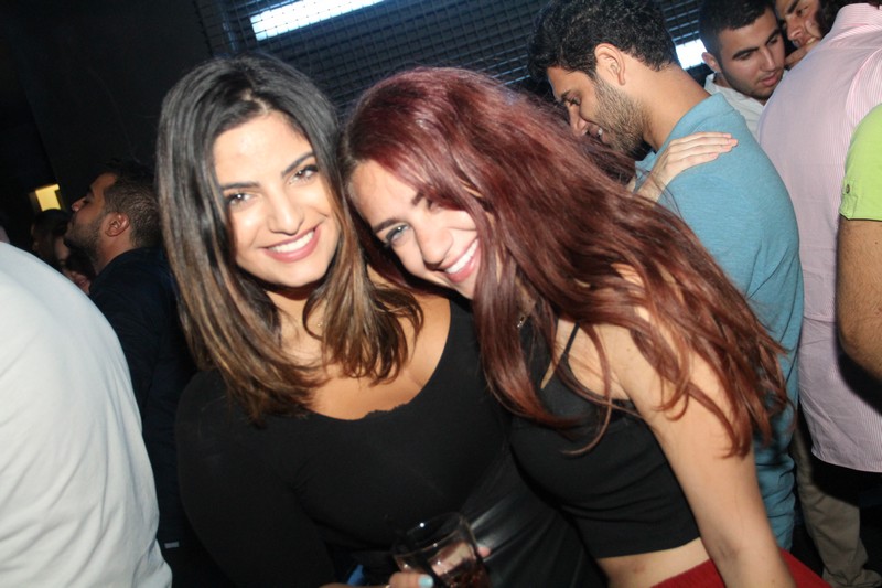 3al Lebnene at Myu On The Roof 