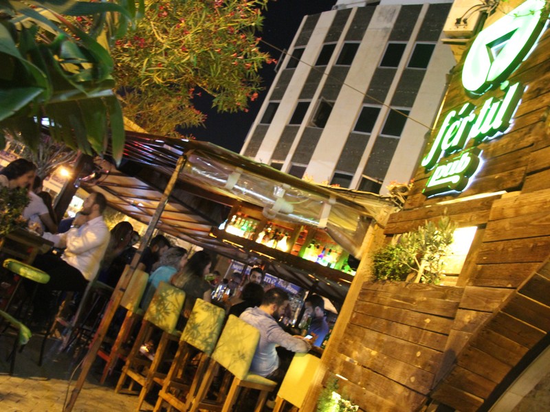 Fertil Pub on Saturday Night