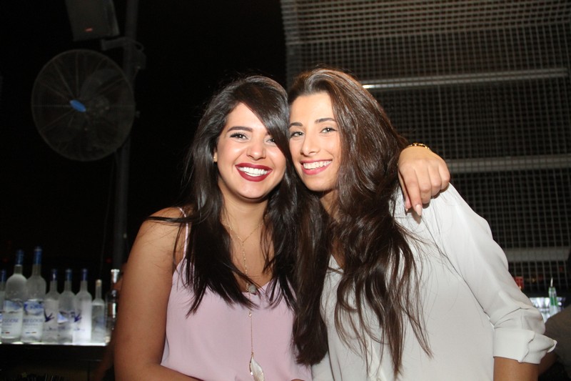 3al Lebnene at Myu On The Roof 