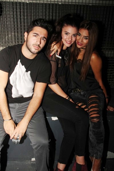 3al Lebnene at Myu On The Roof 