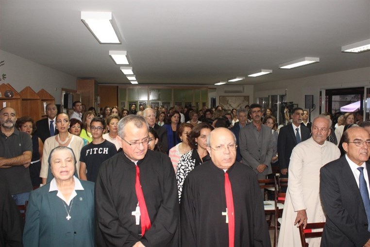 Révérende Sœur Daniella Harrouk, Mgr Paul Rouhana, Mgr Antoine Nabil Andari et Antoine Frem.