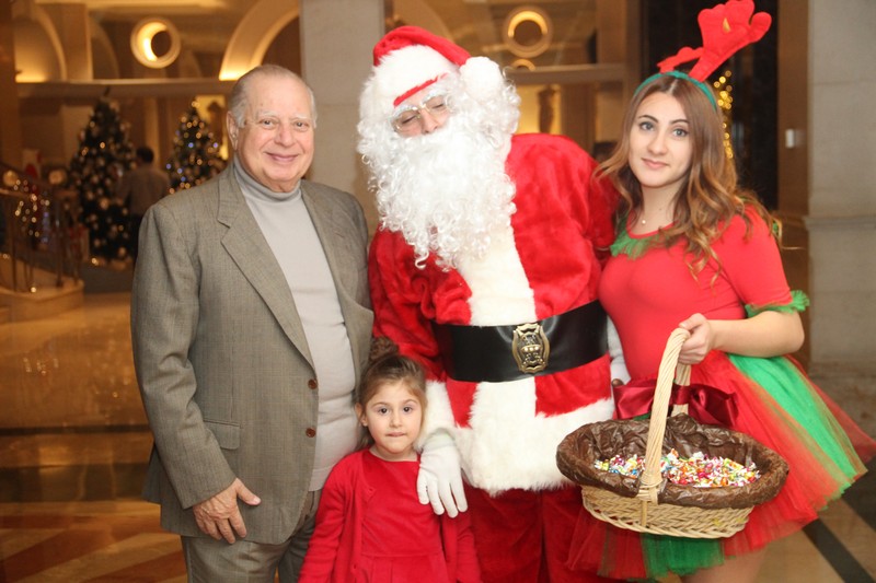 Christmas Night at Eau De Vie