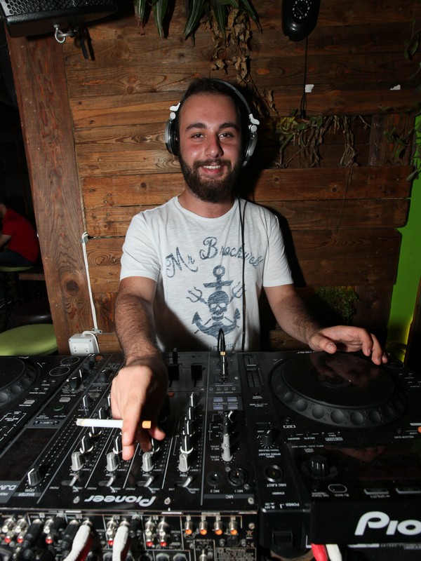 Fertil Pub on Saturday Night