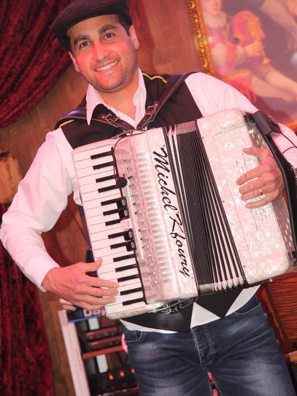 Al Borjwazi on Sunday Night
