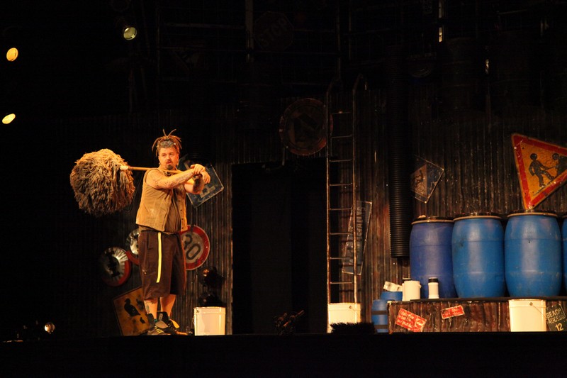 Stomp at Casino Du Liban