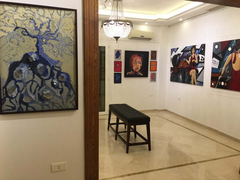 La Maison D'art Christmas exhibition