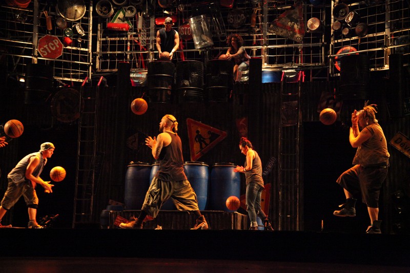 Stomp at Casino Du Liban
