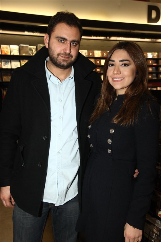 Signing session of Shams w Qamar