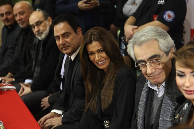 Signing session of Shams w Qamar