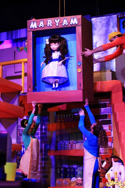 Gisele Hachem Zard dazzles children in PUPPET MARYAM 