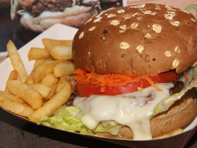 Burgerfest 2016 - Zouk Mikael