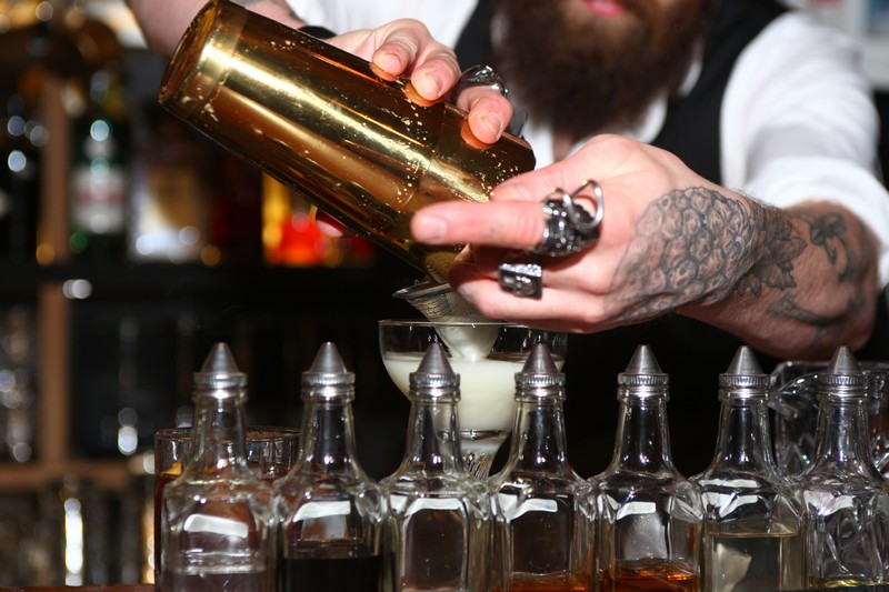 Guest Bartender Isaac Viner at DRAY