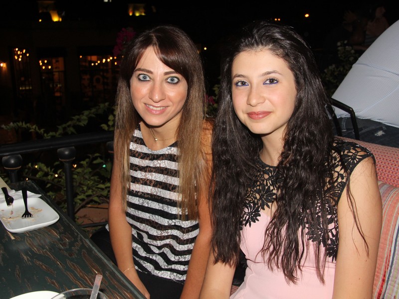 Decadande with Rodge at BistroBar Live