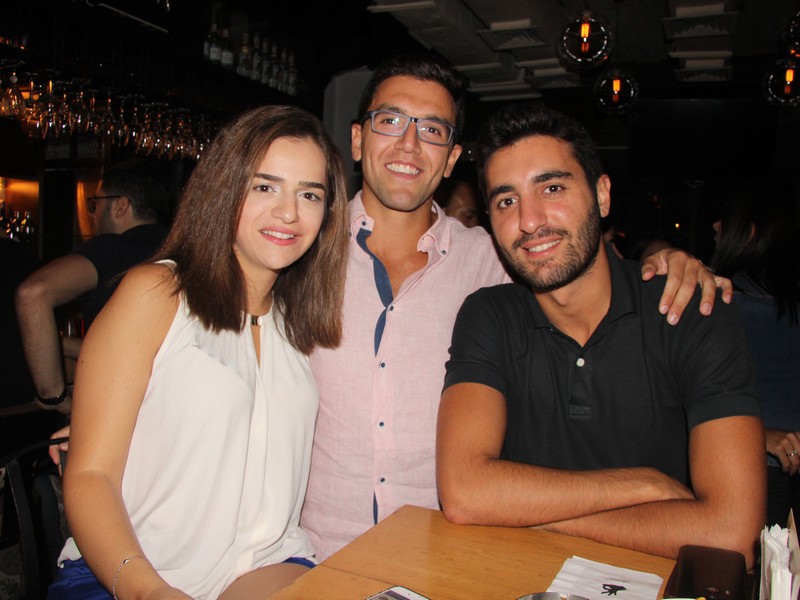 Decadande with Rodge at BistroBar Live