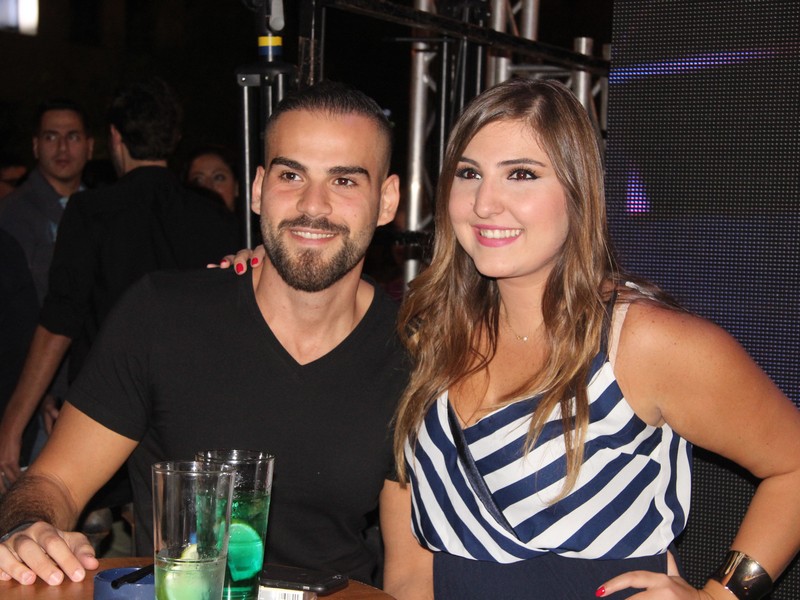 Decadande with Rodge at BistroBar Live