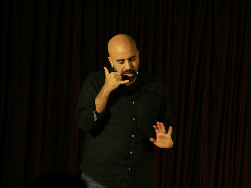 Laugh Story at Ikebana-Le Royal