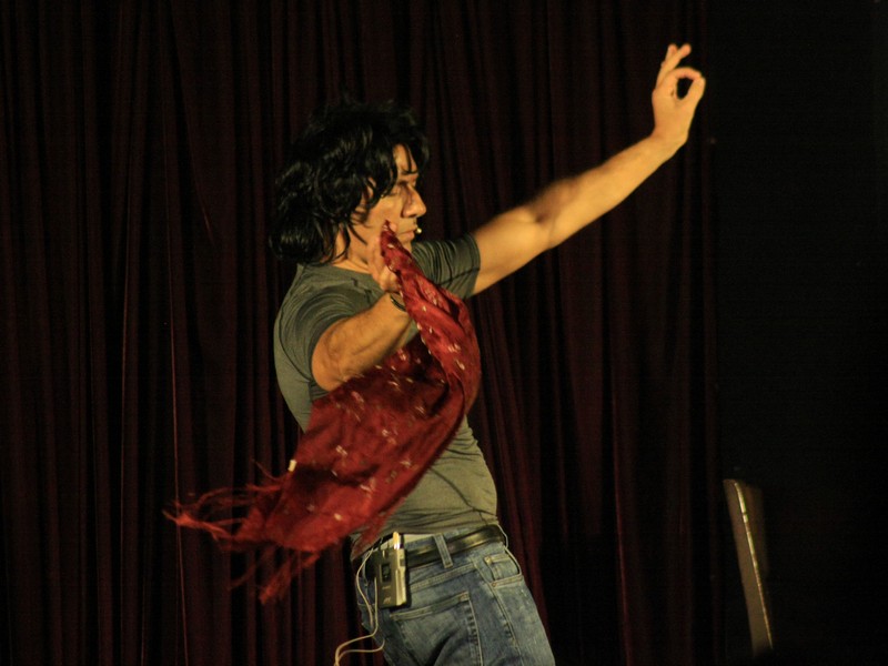 Laugh Story at Ikebana-Le Royal