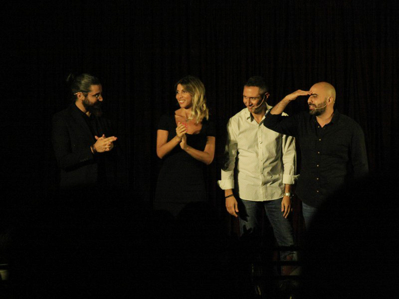 Laugh Story at Ikebana-Le Royal