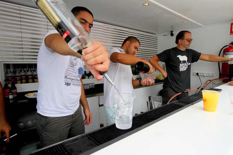 Summer Cloud 961 Boat Part 2