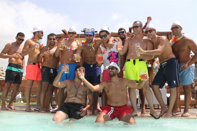 Shock The Beach 4