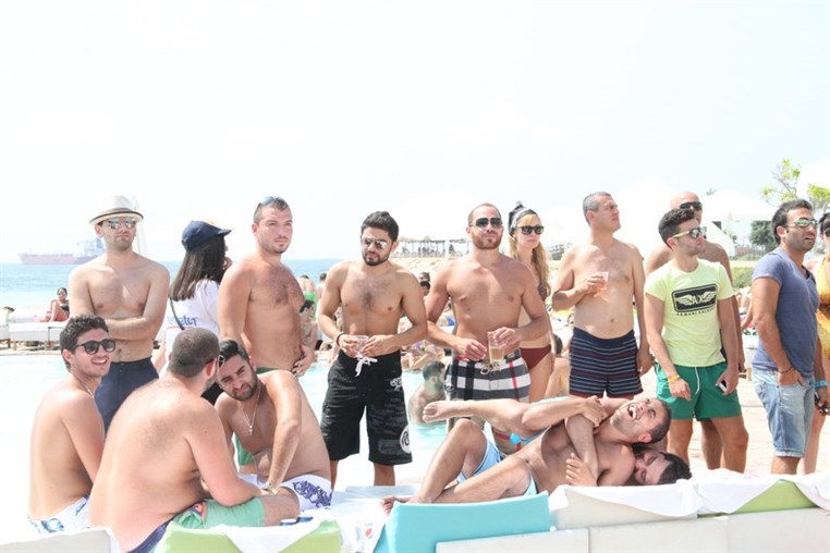 Shock The Beach 4