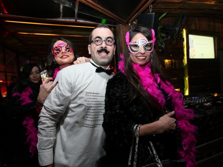 Fertil Pub on Saturday Night