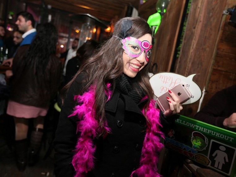 Fertil Pub on Saturday Night