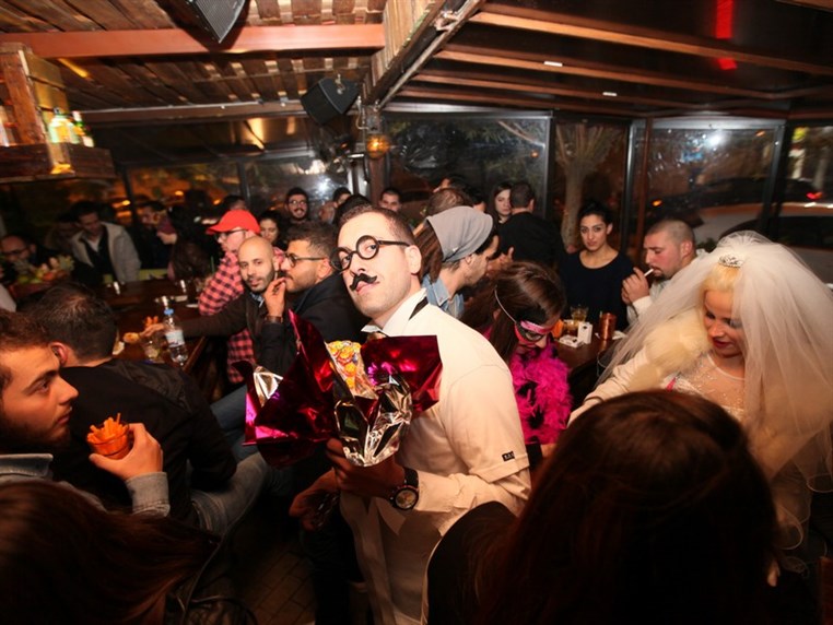 Fertil Pub on Saturday Night