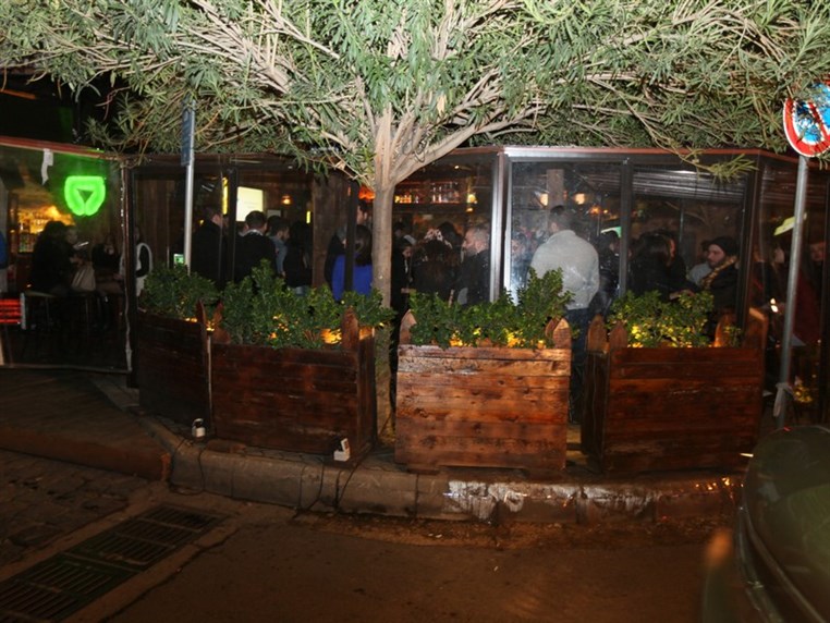 Fertil Pub on Saturday Night