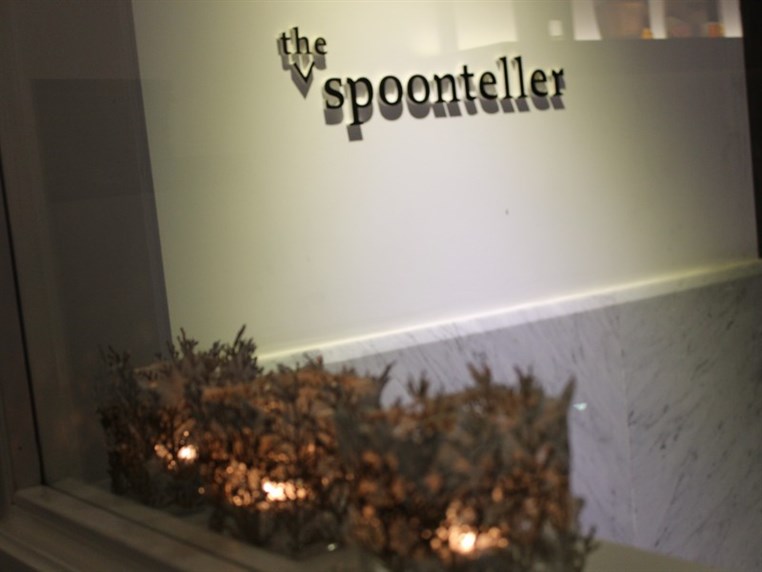 The Spoonteller on Friday Night