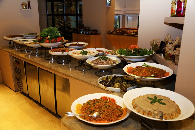 Iftar at Mediterranee-Movenpick