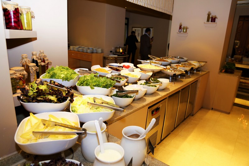 Iftar at Mediterranee-Movenpick