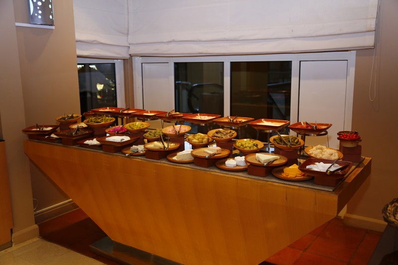 Iftar at Mediterranee-Movenpick