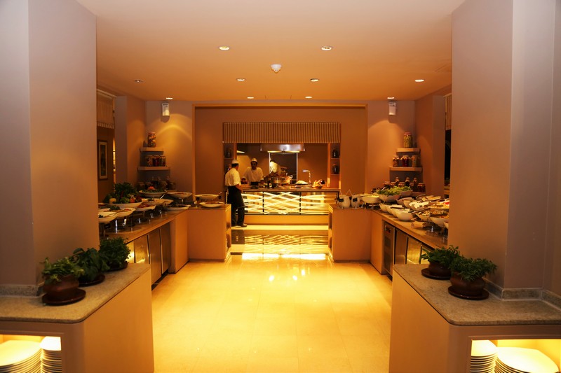 Iftar at Mediterranee-Movenpick