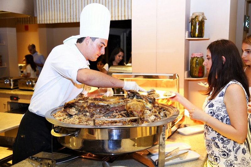 Iftar at Mediterranee-Movenpick