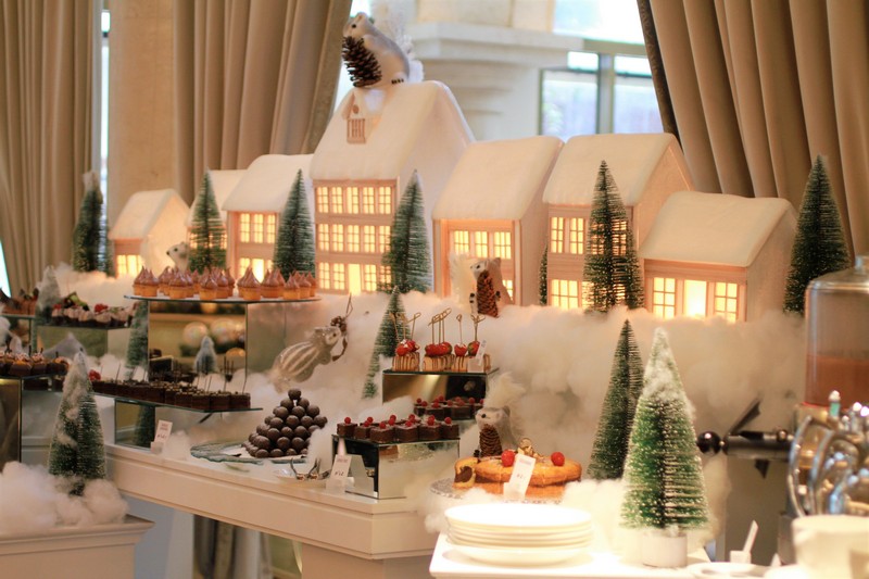 Chocolate Buffet at Cascade Lounge